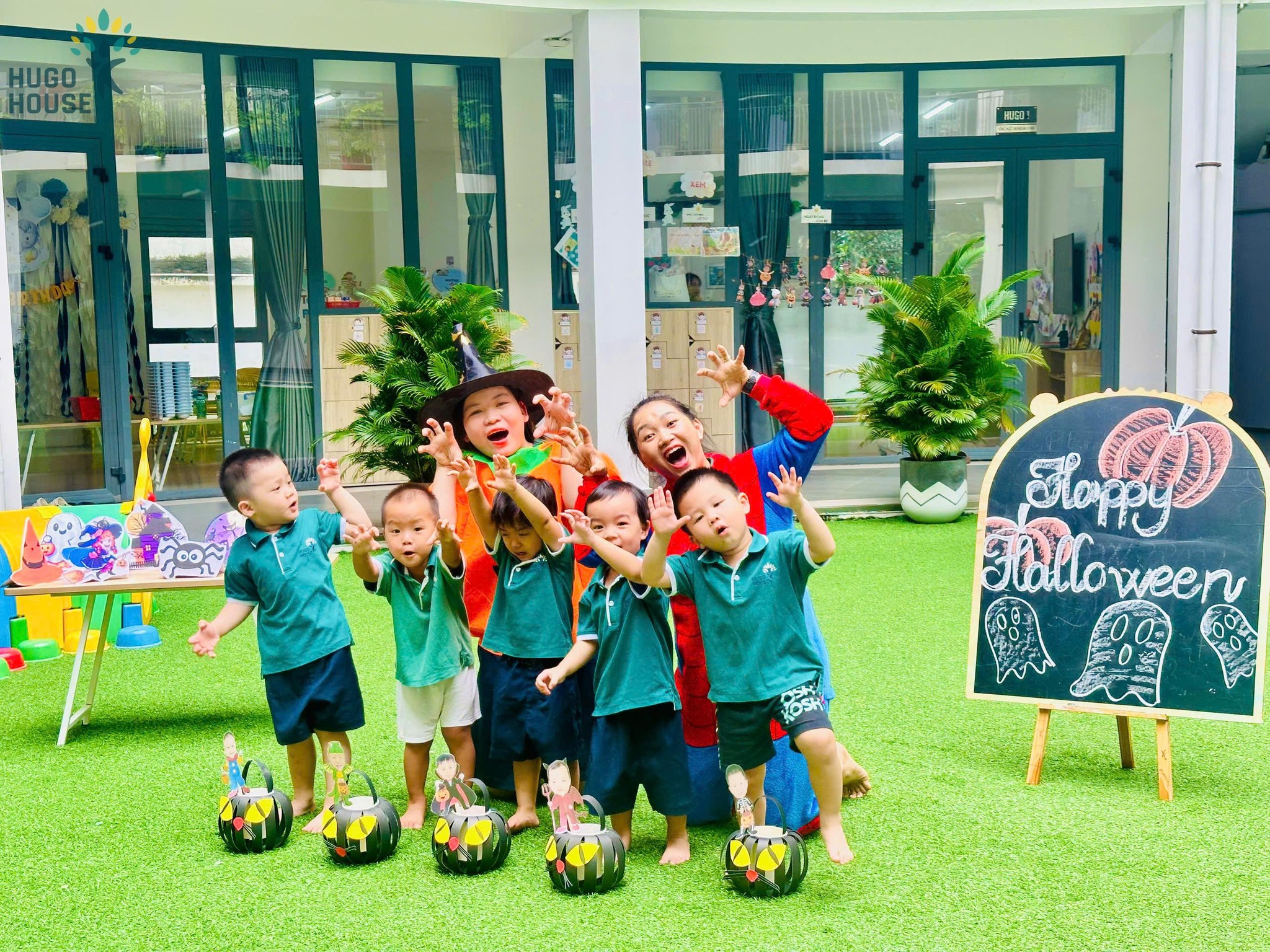 TỎA SÁNG CÙNG HALLOWEEN - BÉ THỎA SỨC SÁNG TẠO