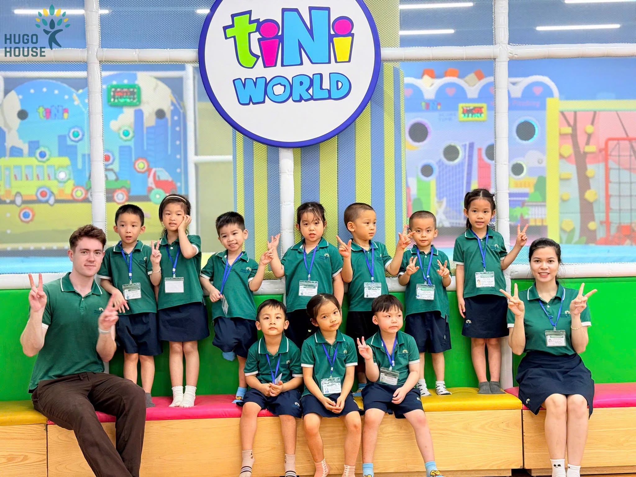 NHỮNG NỤ CƯỜI RẠNG RỠ TẠI TINI WORLD