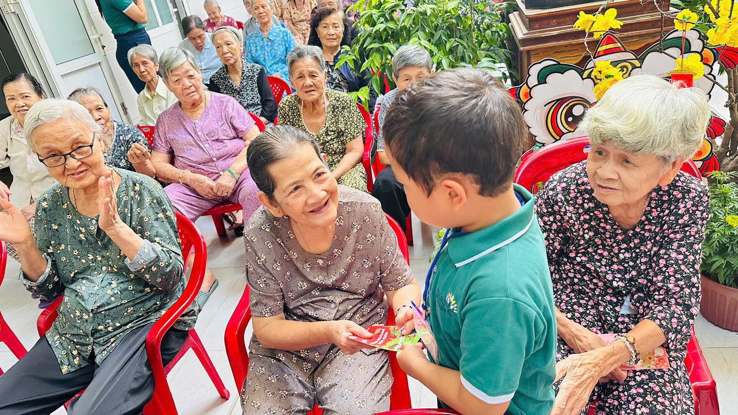 Quỹ từ thiện :" Gieo yêu thương - Ươm mầm hạnh phúc" - Hugo House Vạn Phúc