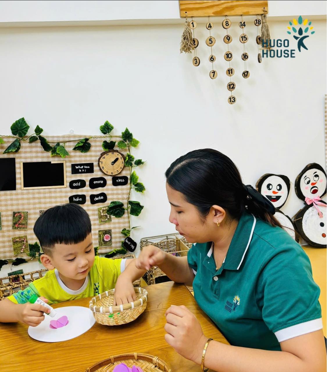  BÉ LÀM HOA SEN – DÂNG LÊN BÁC NHỮNG ĐÓA YÊU THƯƠNG