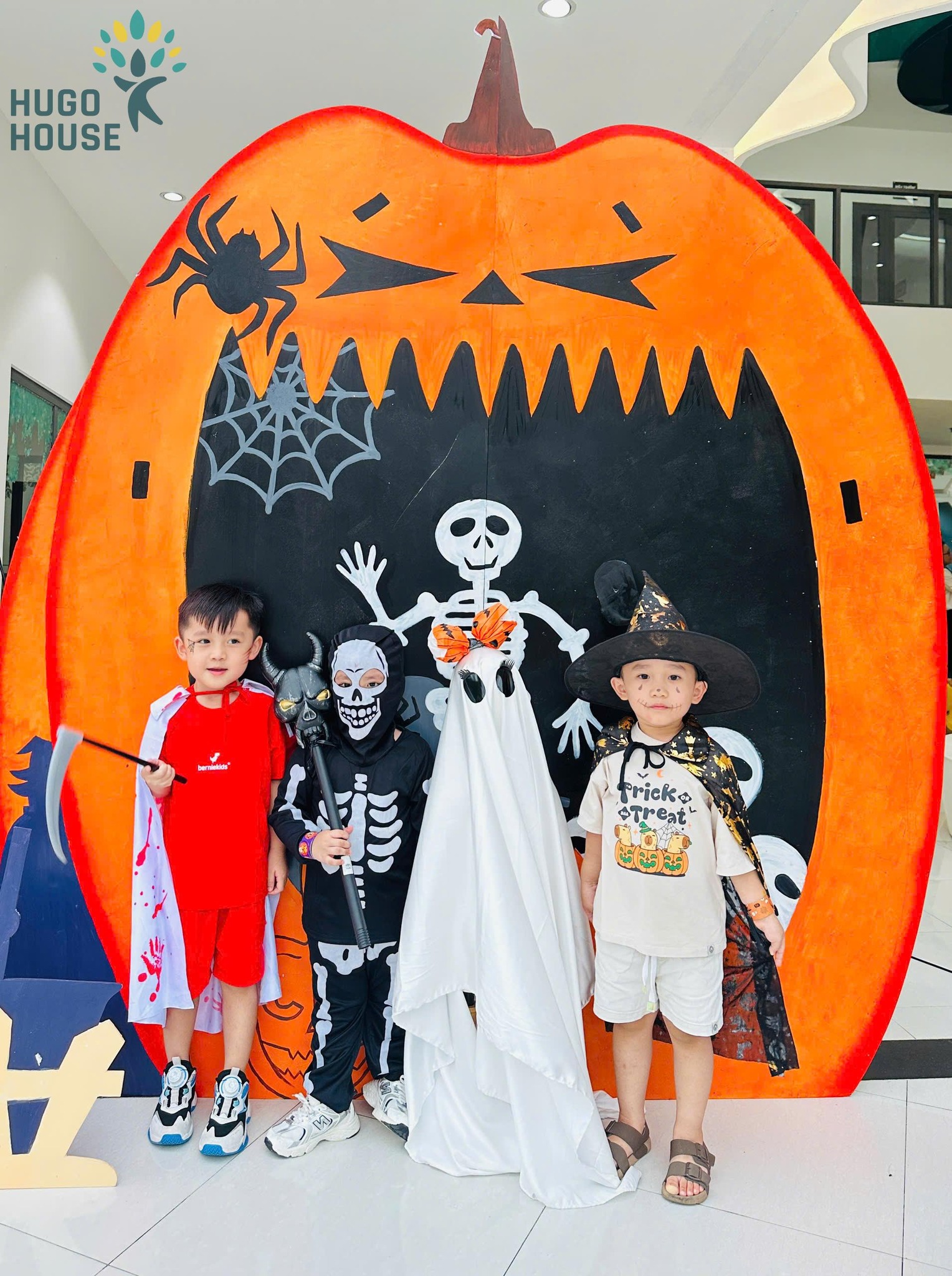 ÊM HỘI HALLOWEEN - SẮC MÀU MA THUẬT TẠI HUGO HOUSE