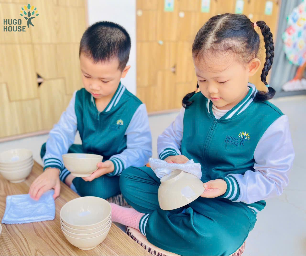 BÉ NGOAN TẬP LAU BÁT – VIỆC NHỎ XINH, Ý NGHĨA TO