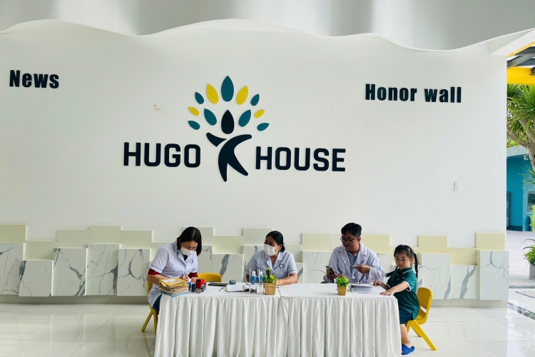 KHÁM SỨC KHỎE ĐỊNH KỲ CHO BÉ YÊU CỦA HUGO HOUSE