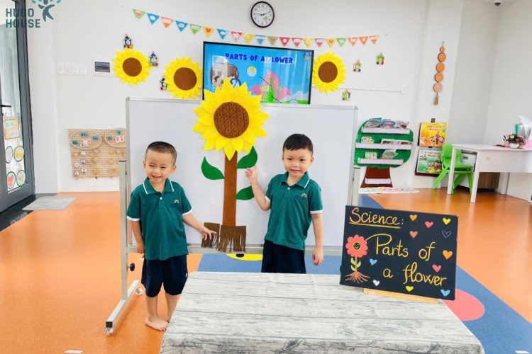  KHÁM PHÁ THẾ GIỚI LOÀI HOA CÙNG BÉ