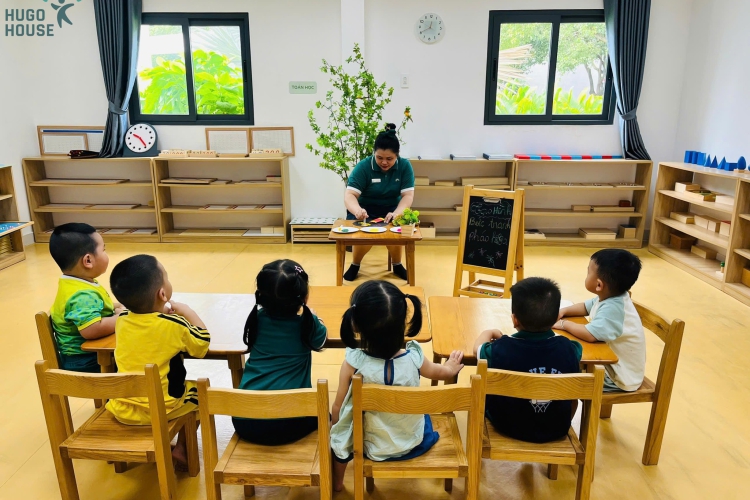 PHÁO HOA NHỎ XINH TRONG TAY BÉ