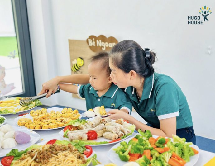 Bữa ăn của bé