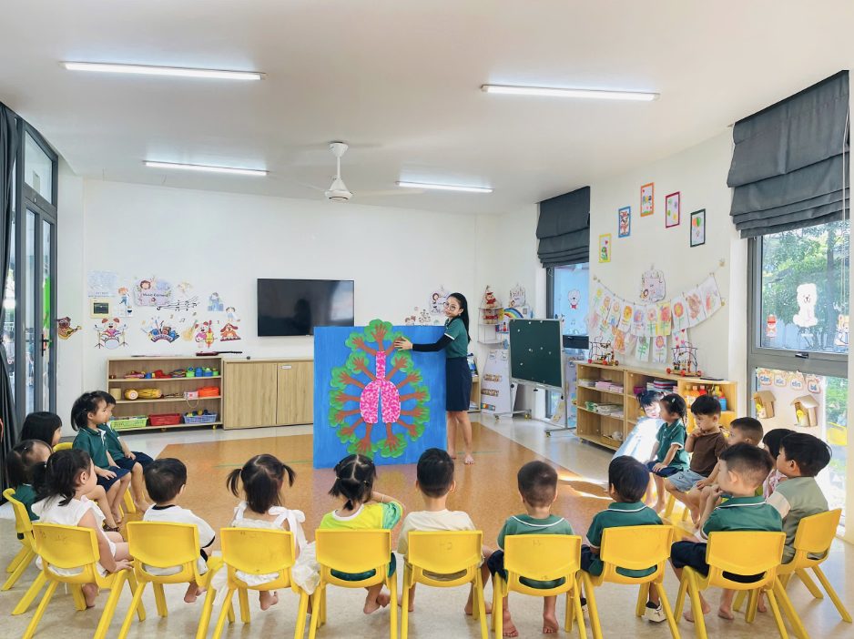 Lớp học – Vạn Phúc