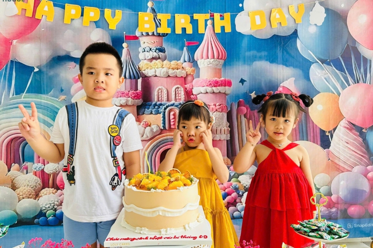 Tháng 09 rộn ràng – Bé yêu ngập tràn niềm vui sinh nhật
