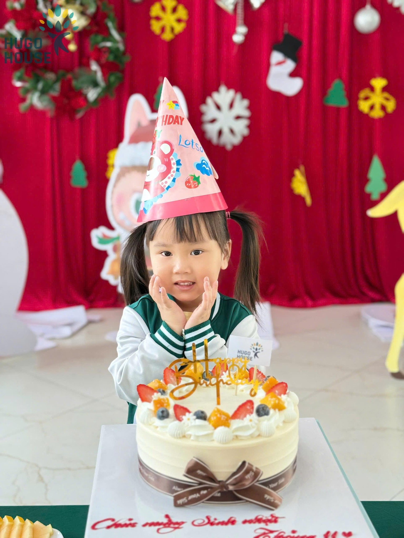 BUỔI TIỆC SINH NHẬT THÁNG 11 NGỌT NGÀO TẠI HUGO HOUSE 