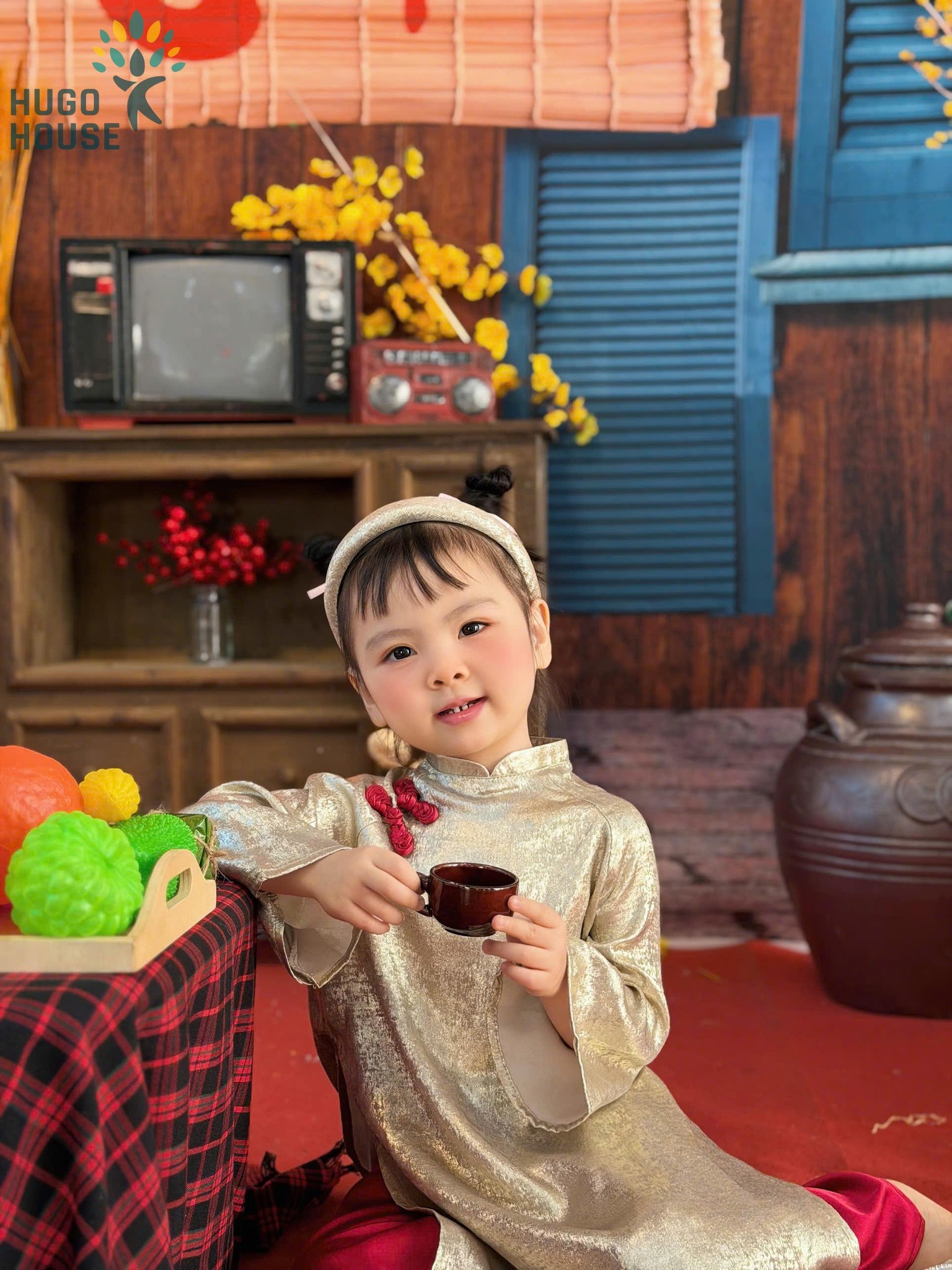 MÙA XUÂN TRONG ÁNH MẮT TRẺ THƠ – HUGO HOUSE