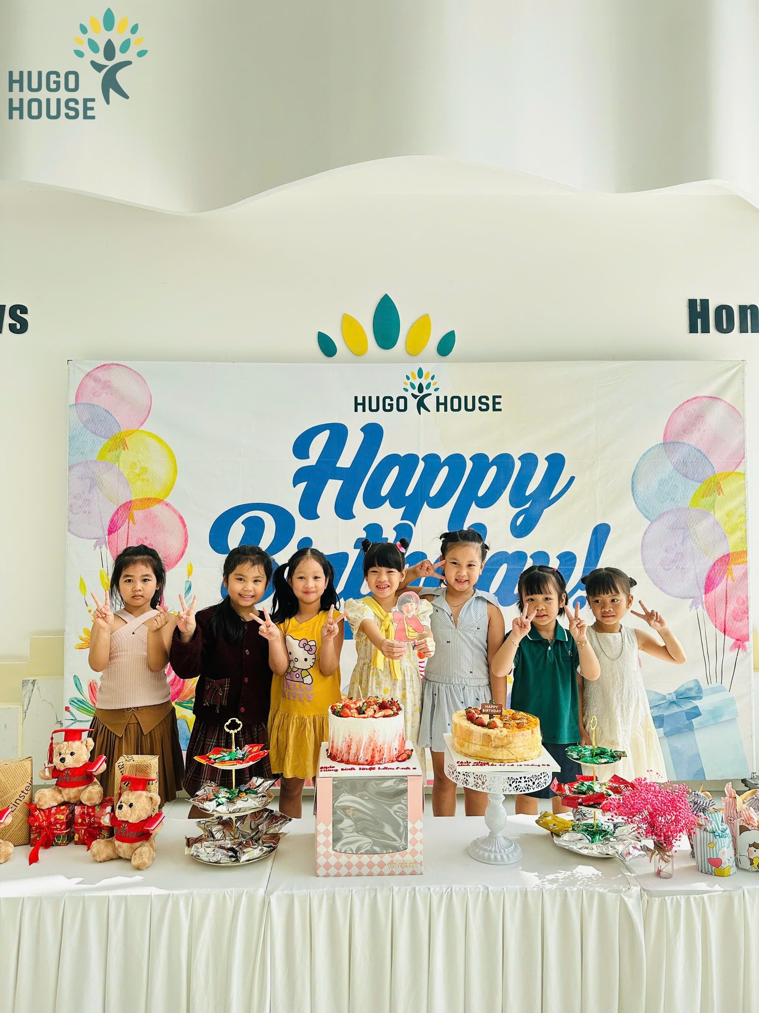 SINH NHẬT ẤM ÁP CỦA CÁC BÉ HUGO HOUSE