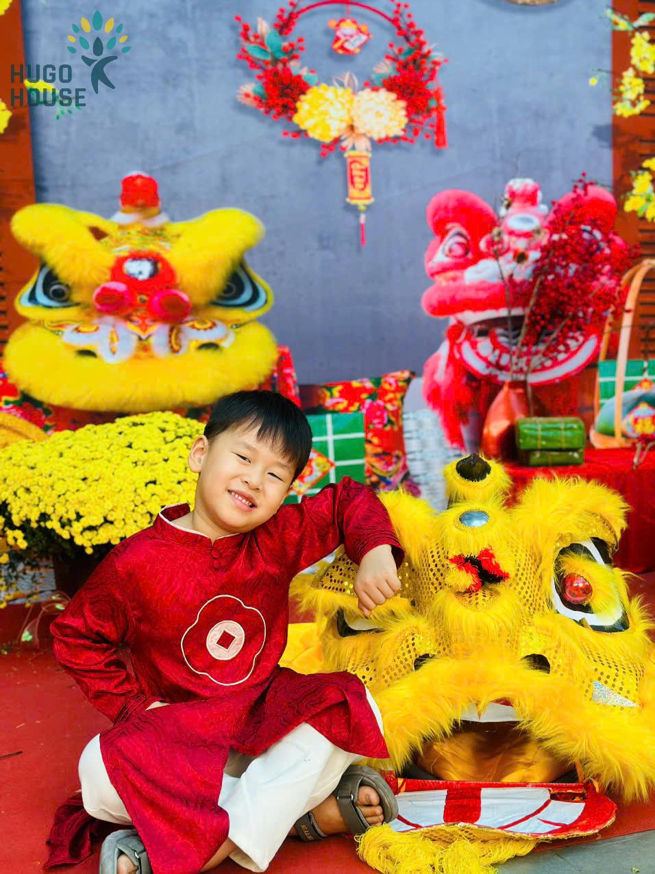 MÙA XUÂN TRONG ÁNH MẮT TRẺ THƠ – HUGO HOUSE