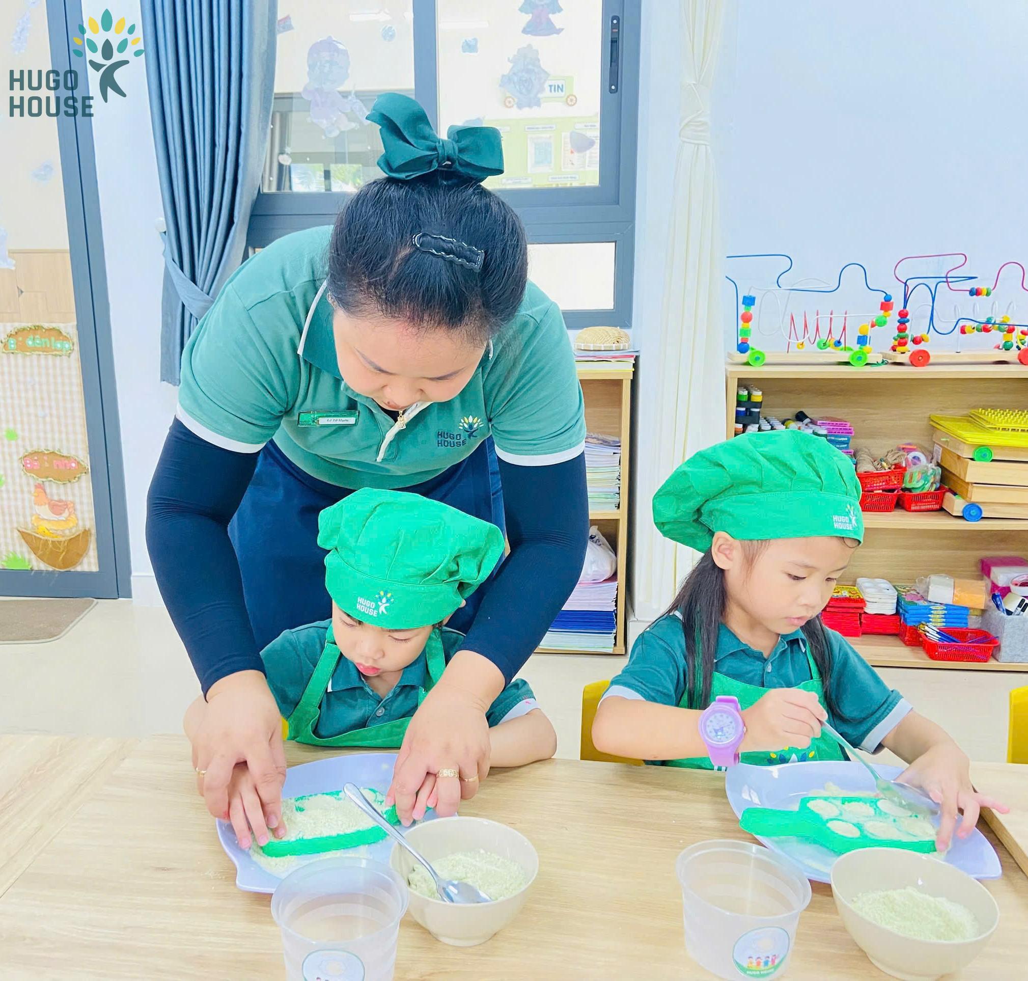 BÀN TAY NHỎ TẠO NÊN NHỮNG CHIẾC BÁNH NGỌT NGÀO