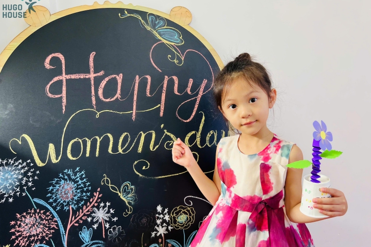 BÀN TAY BÉ NHỎ - GỬI TRỌN YÊU THƯƠNG